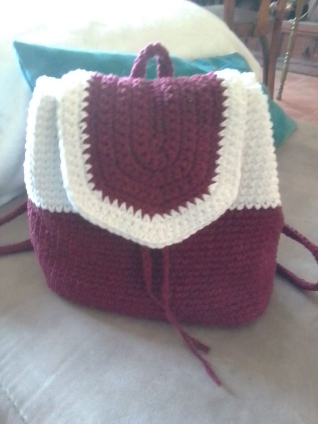 Bolsos crochet: rosa y morado
