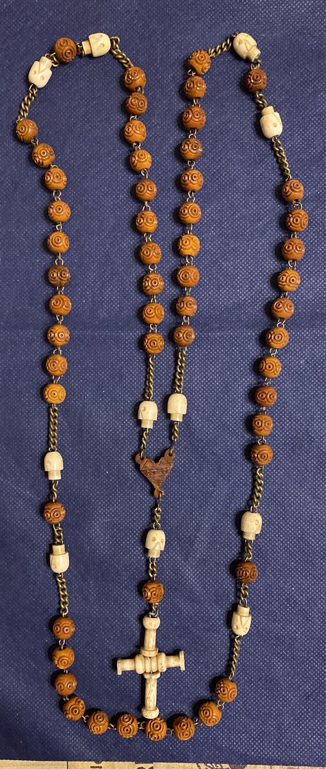 Rosario antico legno osso