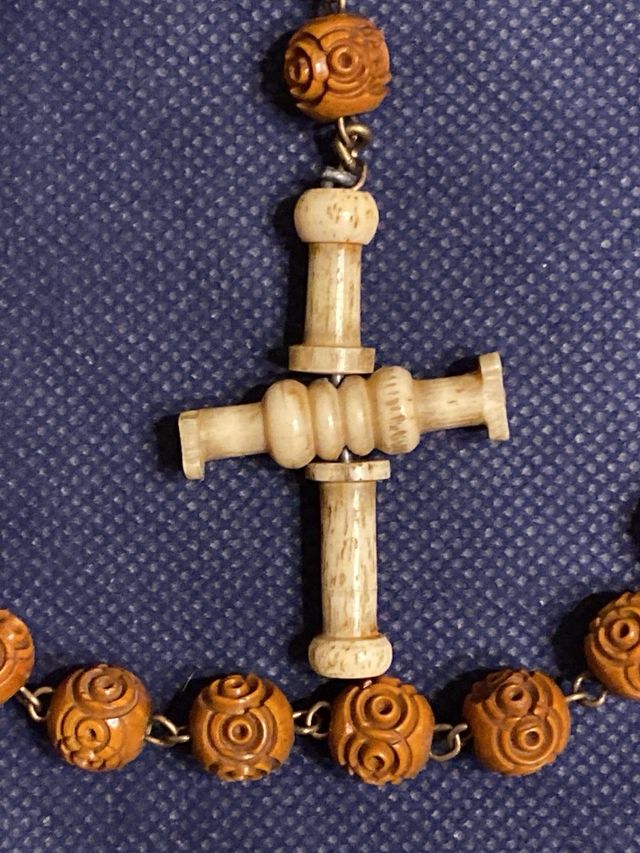 Rosario antico legno osso