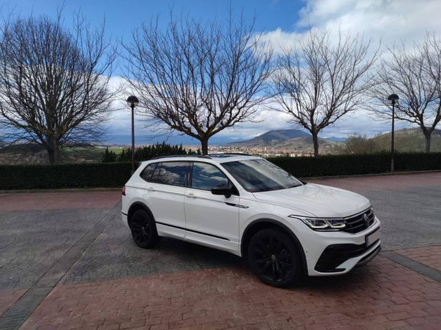 Volkswagen Tiguan Allspace R-Line 2.0 TDI - 2023