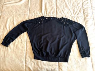 Top Mango negro con encaje talla S