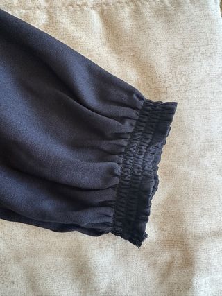 Top Mango negro con encaje talla S