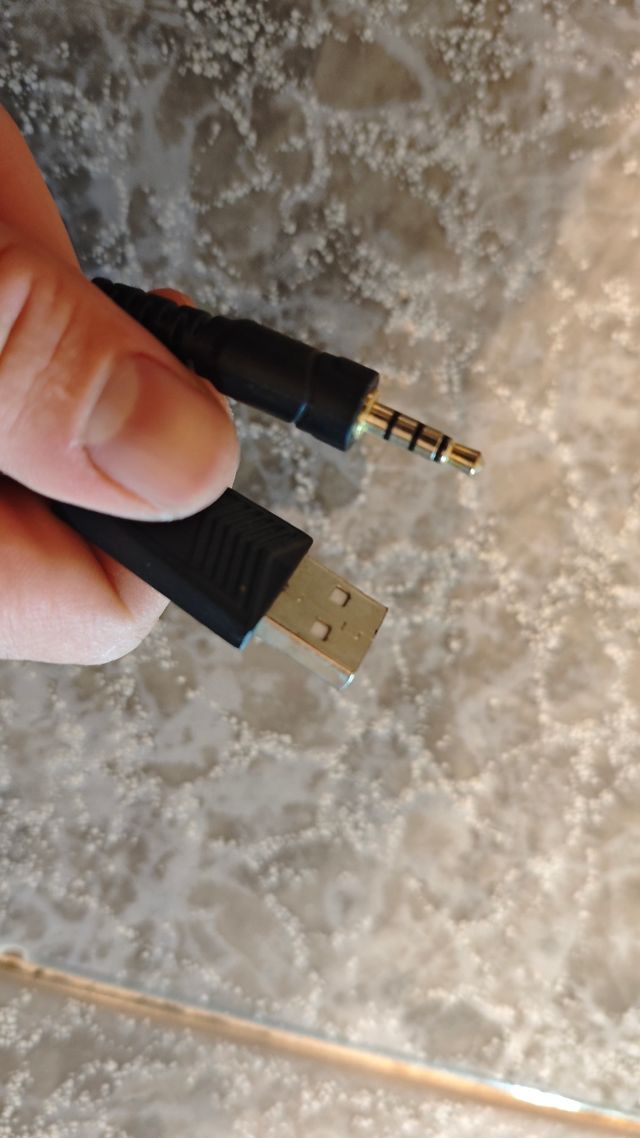 Auriculares Kotion Each rojos