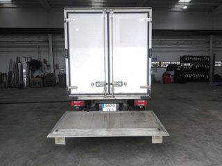 Alquiler transporte con frío y plataforma - 3500kg