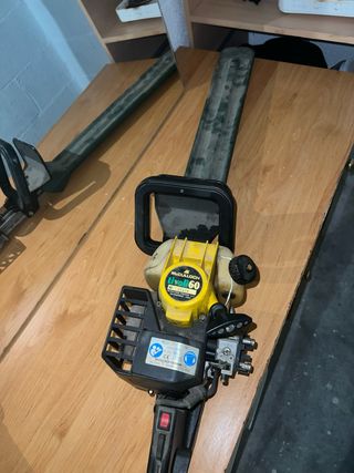 Cortasetos McCulloch tivoli60