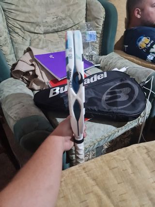 Bullpadel ionic ligth 2025