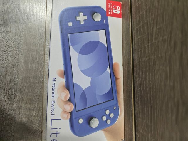 Nintendo switch lite nueva a estrenar