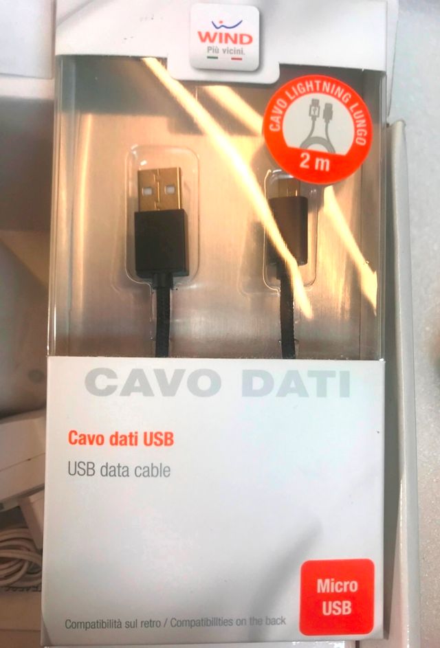 Router Wi-Fi da usare con Sim o cavo ethernet.