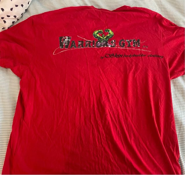 Camiseta roja gimnasio talla L