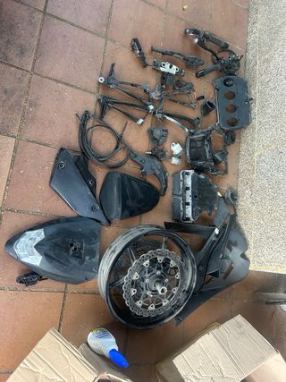 Despiece Kawasaki ZX10R 2009