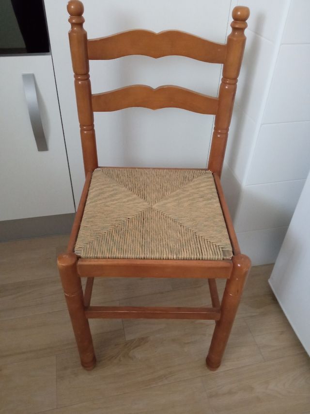 Silla madera  cocina