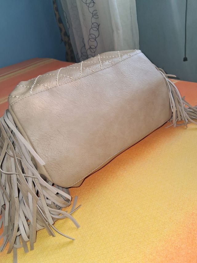 Borsa beige con frange
