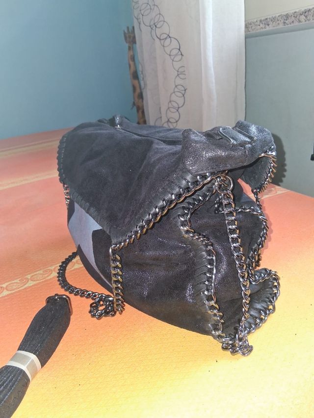 Borsa a tracolla nera con stella