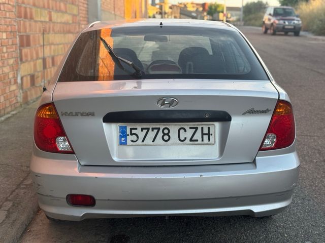 Hyundai Accent 2004