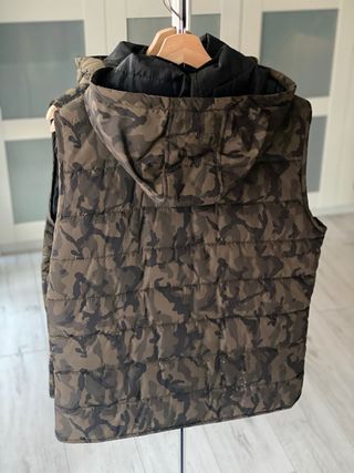 Chaleco militar c/capucha