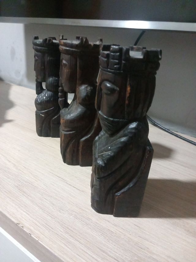 Reyes Católicos: 3 figuras madera