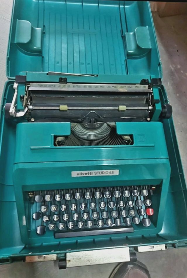 Urge!! Negociable. Olivetti Studio 45 - Máquina de