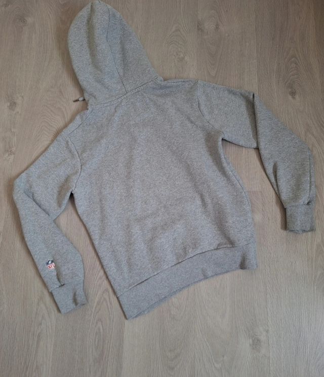 Sudadera con capucha NFL. Talla: M