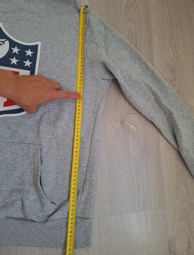 Sudadera con capucha NFL. Talla: M