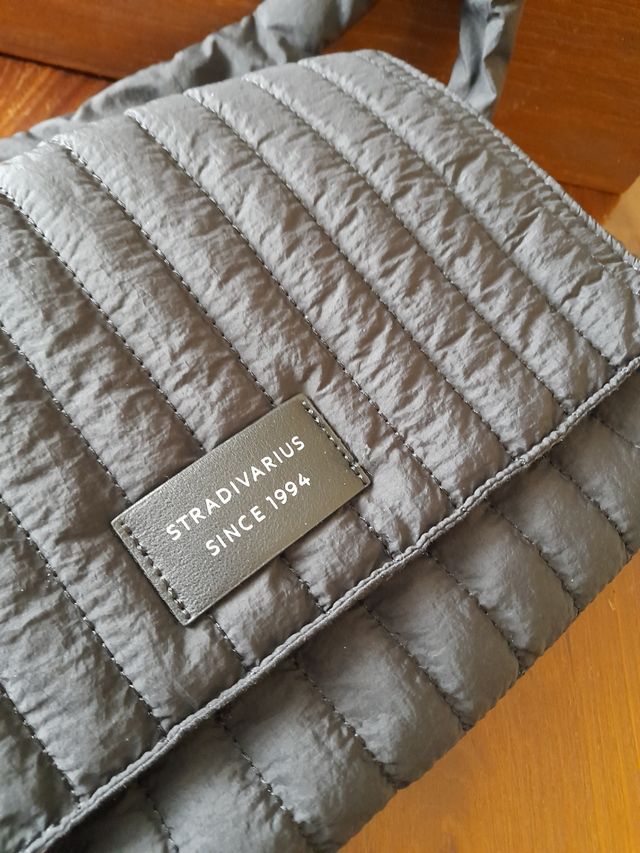 Borsa in stoffa trapuntata, Stradivarius