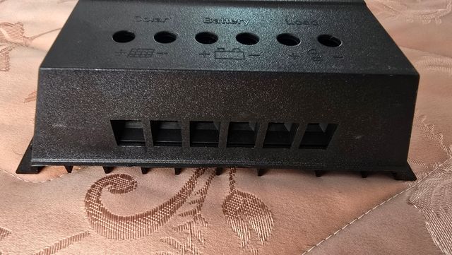 Regolatori pannelli solari