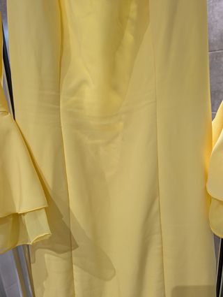 Traje de gitana flamenca amarillo