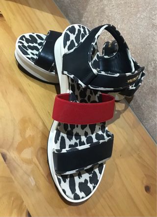 Sandalias Moncler - Talla 38