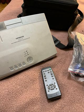 Proyector hitachi