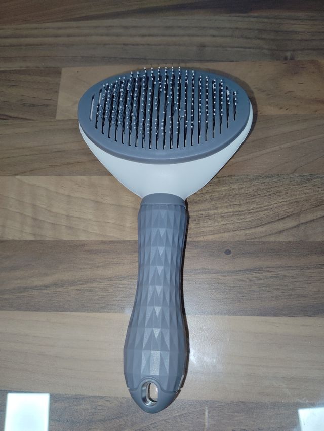 PEINE PARA MASCOTAS.