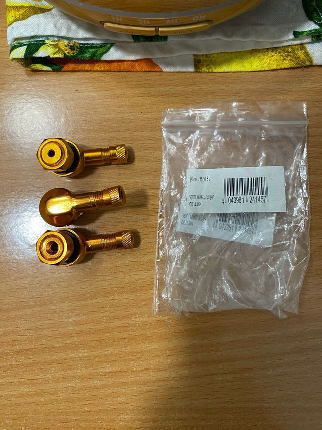 Válvulas moto aluminio naranja