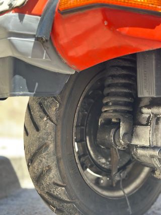 Vespa P 200E clásica