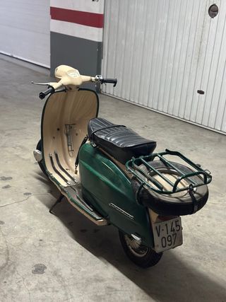 Lambretta Clásica Verde