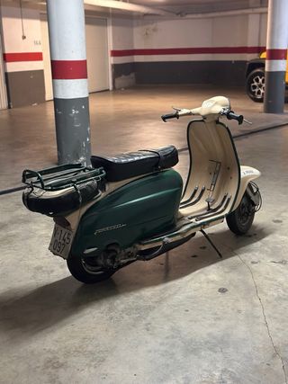 Lambretta Clásica Verde