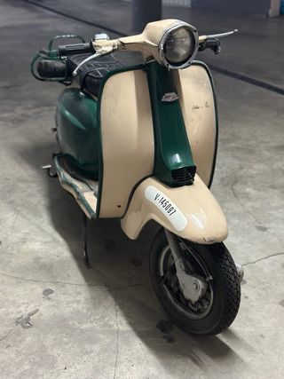 Lambretta Clásica Verde