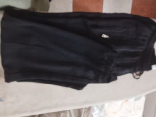 Pantalón negro deportivo