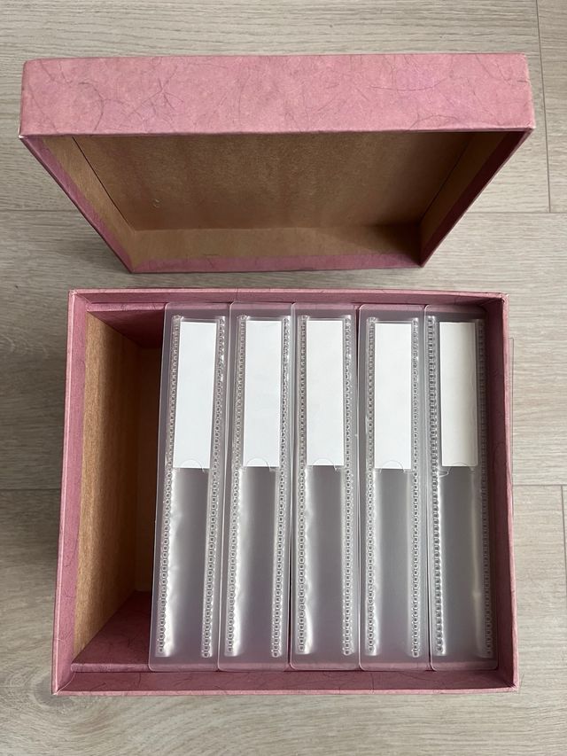 Box decorativa con álbumes de foto