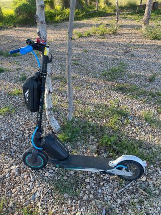 Patinete Mercedes AMG 105km - Ruedas 10'