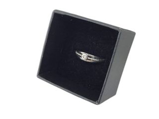 anillo oro 18k con diamante