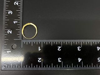 anillo oro 18k con piedra con circonita
