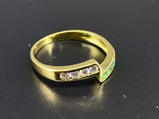 anillo oro 18k con piedra con circonita