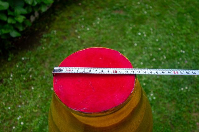 Vasija grande de barro esmaltada