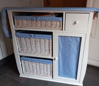 MUEBLE TABLA DE PLANCHAR