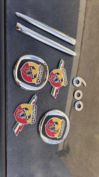 Stemmi Abarth per fiat 600 