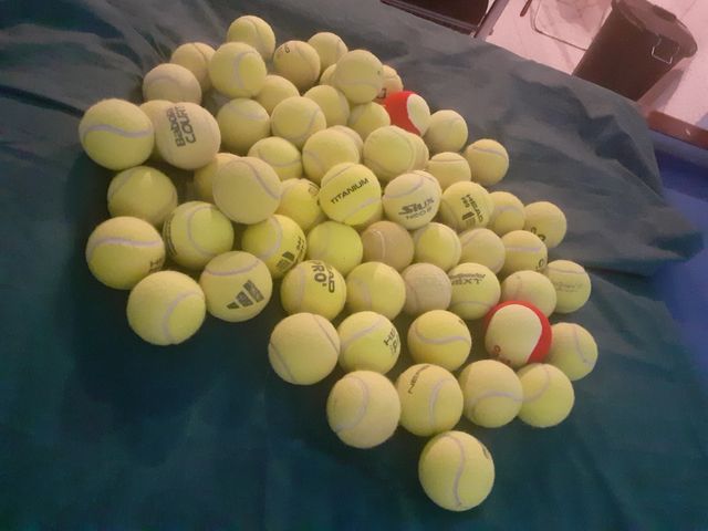 Pelotas de padel  50pelotas 10 euros