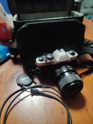 Nikon F1028 cámara réflex | objetivo