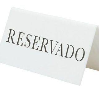 Mesa de comedor como nueva