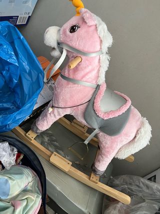 Caballo rosa juguete