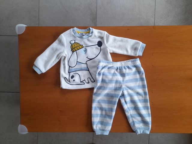 4 completini bebè + salopette + pigiamino