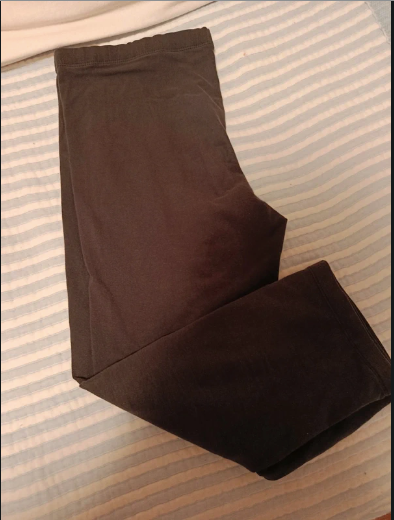 Leggins DOMYOS negros. Talla 42.