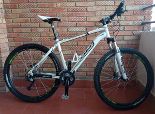 Bicicleta Montaña BH Spike